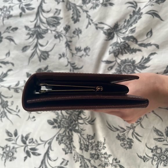 Louis Vuitton Monogram Key & Card Holder in Brown - Picture 5 of 6